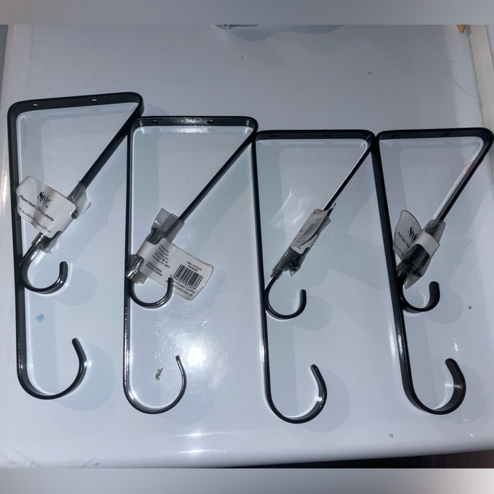 Style Selections Black Wall Hooks (4)